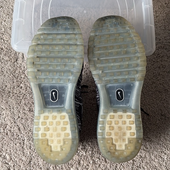 Men’s Nike sneakers - Picture 4 of 5